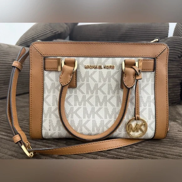Michael Kors Purse - Picture 1 of 10